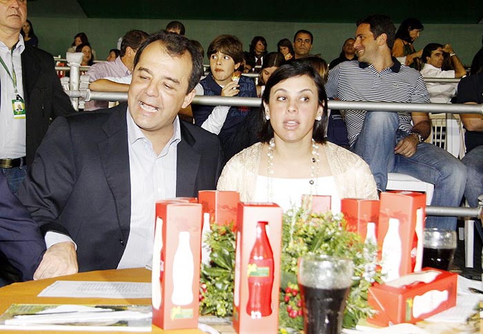 O Governador do Rio de Janeiro Sérgio Cabral levou sua mulher, Adriana, à Hípica