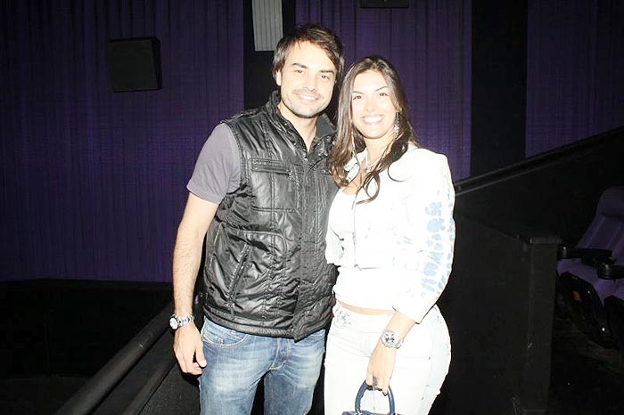 O ator Márcio Kieling e a namorada, Jacqueline Fernandes