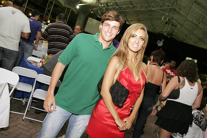 Felipe Dylon e a namorada, Mariana Fusco