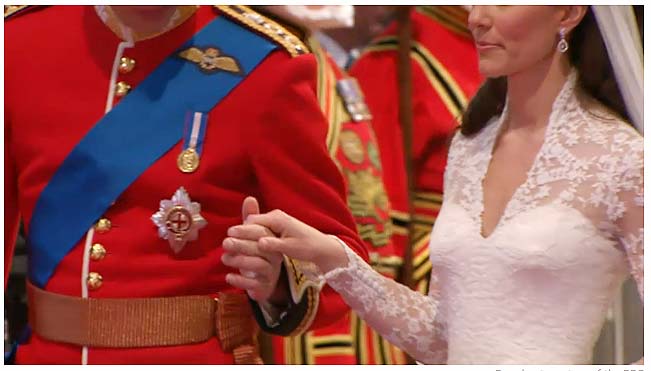 Casados, William e Kate deixam a abadia de Westminster