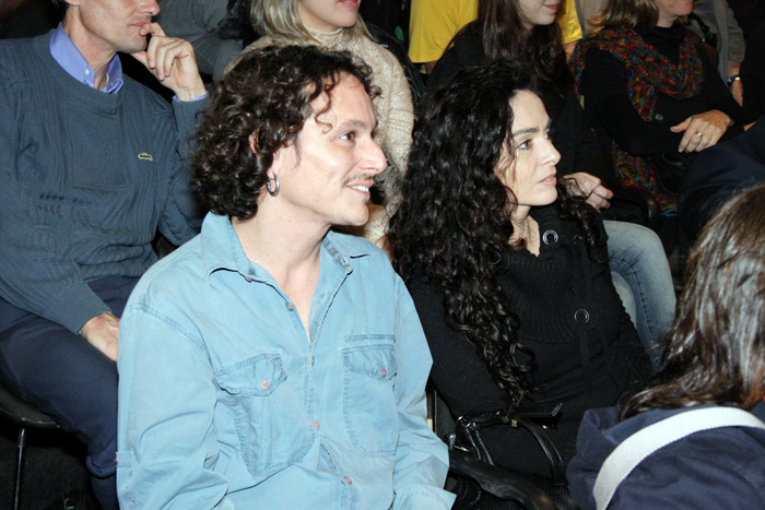 O namorado Yussef Kalume também acompanhou a atriz. 