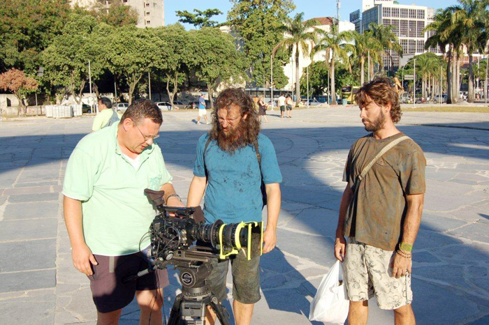 Kayky Brito grava cena de filme na Lapa, no Rio
