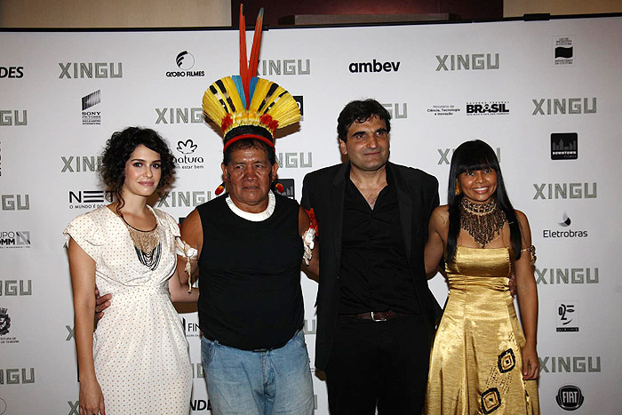 Maria Flor na estreia do filme Xingu