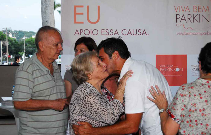Luigi Baricelli participa da campanha Viva Bem com Parkinson - O Fuxico