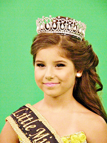 Juliê Rodrigues, a Mini Miss Universo
