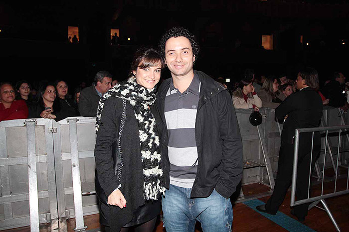 Marco Luque vai com a mulher ao show de Duran Duran