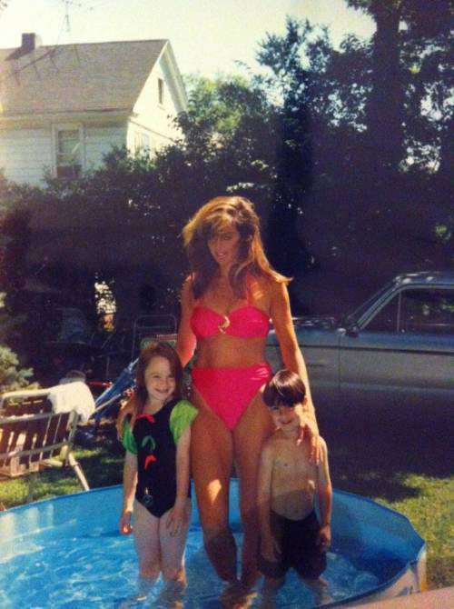 Lindsay Lohan posta foto de sua infância feliz 