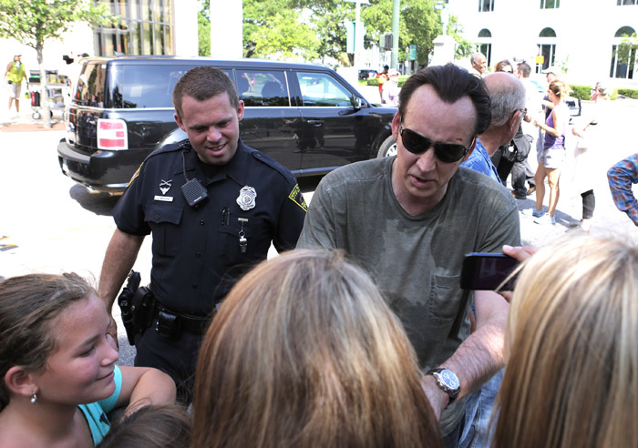 Nicolas Cage causa confusão em cidade do Alabama