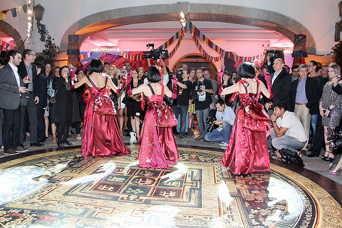 Danças orientais animaram a festa
