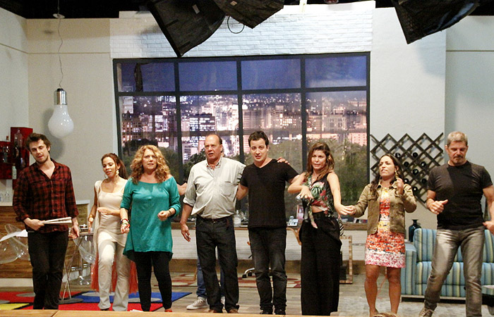 Rafael Cortez e Bárbara Borges gravam especial de fim de ano da Record