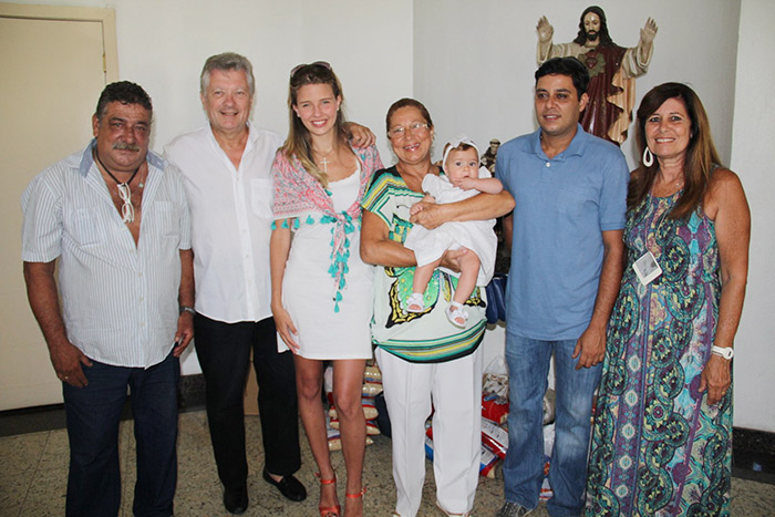 Debby Lagranha batiza a filha, Maria Eduarda