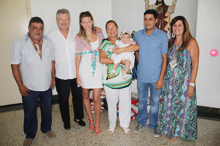 Debby Lagranha batiza a filha, Maria Eduarda