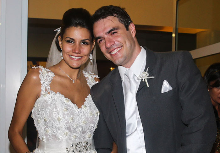 Ex-BBBs Mariana Felício e Daniel Saullo se casam no interior de São Paulo