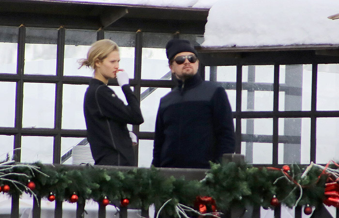 Leonardo DiCaprio curte férias românticas com namorada nos alpes 