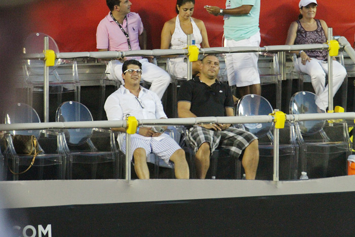 Luciano Huck leva seus meninos a torneio de tênis, no Rio