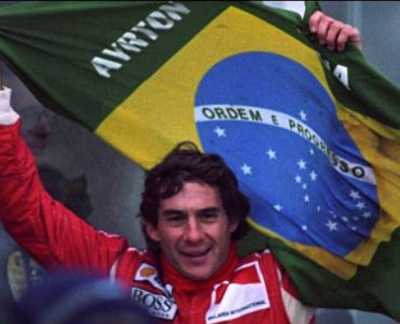 Famosos lamentam 20 anos da morte de Ayrton Senna