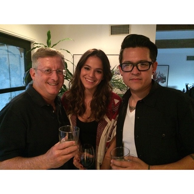 Bruna Marquezine se reúne com produtores de filme em Los Angeles