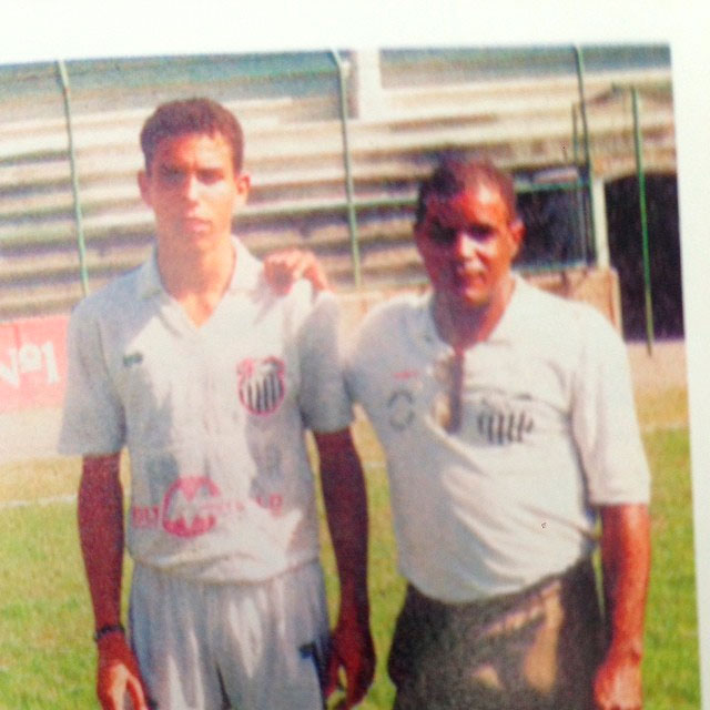 Ronaldo posta foto antiga para homenagear seu pai