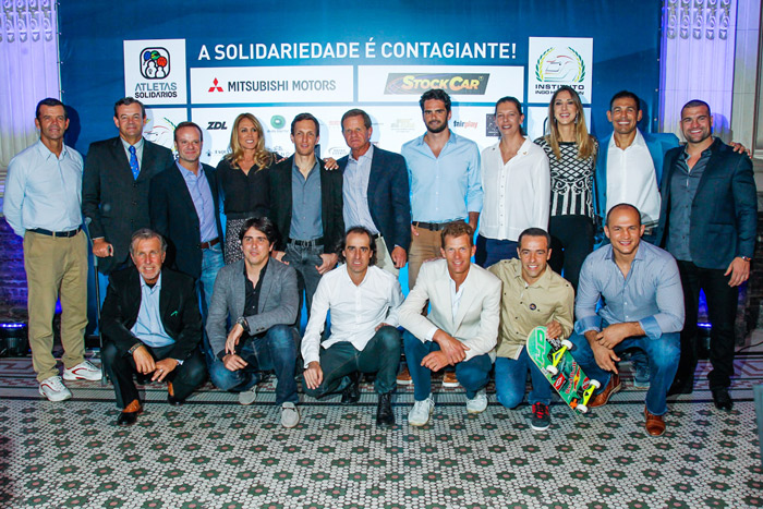 Jantar beneficente Atletas Solidários reúne ídolos do esporte em São Paulo