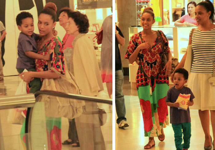Taís Araújo circula com o filho em shopping carioca