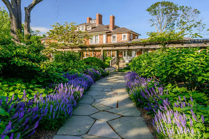 Richard Gere coloca sua mansão à venda nos Estados Unidos