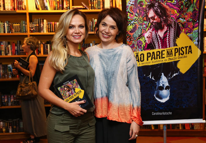 Eliana prestigia sessão de autógrafos de escritora, em São Paulo