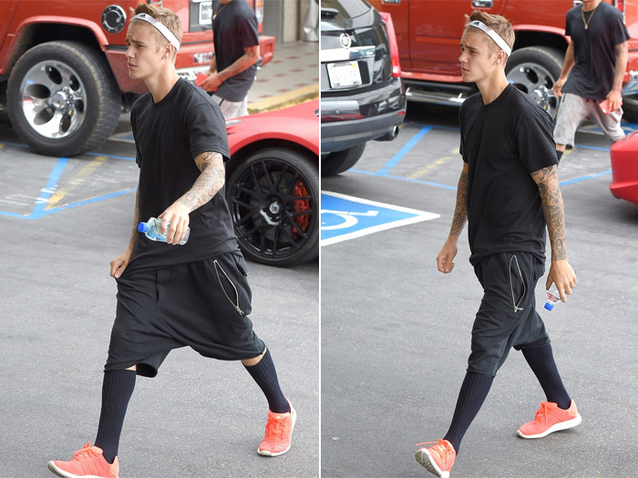 Justin Bieber faz compras com um estilo ‘diferente’