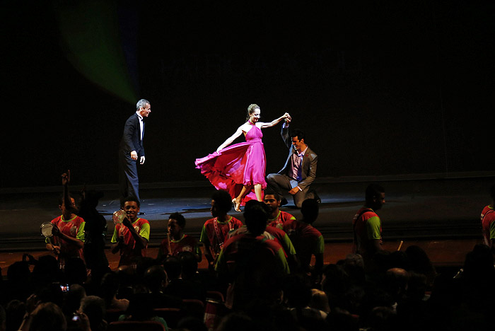Xuxa sobe ao palco no Prêmio Juíza Patrícia Acioli de Direitos Humanos