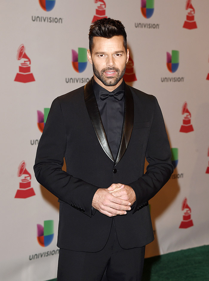 Famosos se divertam no Grammy Latino
