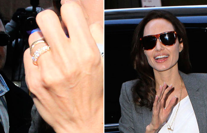 Angelina Jolie deixa aliança à mostra em Nova York