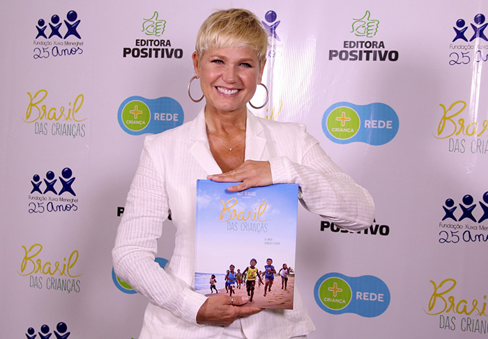 Xuxa Meneghel lança seu novo livro, Brasil das Crianças Meneghel lança seu novo livro, Brasil das Crianças 