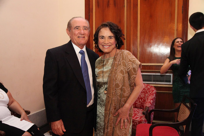 Renato Aragão e Regina Duarte