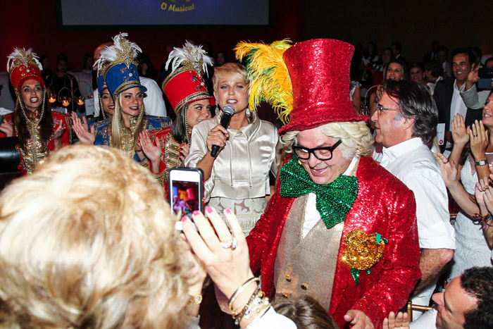 Xuxa causa tumulto em evento beneficente Natal do Bem, em São Paulo