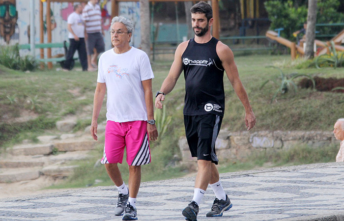 Estrela fitness! Caetano Veloso tem aula com personal trainer no Rio