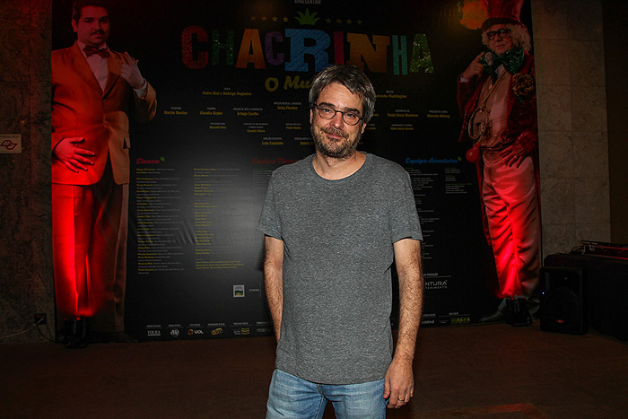 Fábio Jr surpreende com participação especial em Chacrinha, o Musical