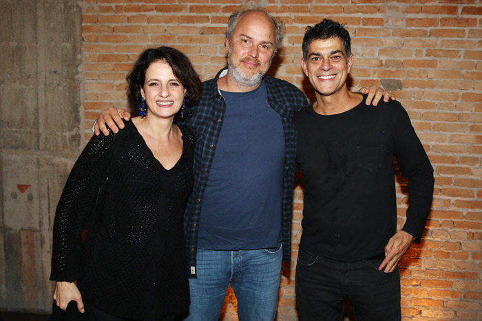 Du Moscovis, Denise Fraga e Luiz Villaça em estreia de peça em São Paulo