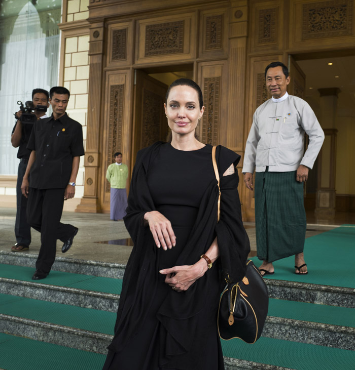 Angelina Jolie visita a Birmânia em mais um trabalho da ONU