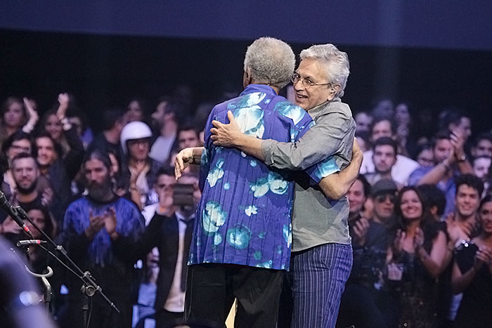 Gil e Caetano cantaram no palco do Prêmio do Multishow