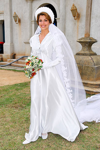 Grazi Massafera gravou seu primeiro casamento nas telinhas com a personagem Florinda na novela Desejo Proibido, de 2007