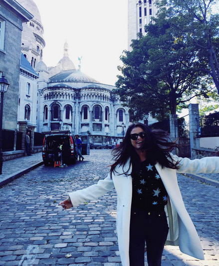 Selena Gomez curte dias em Paris 