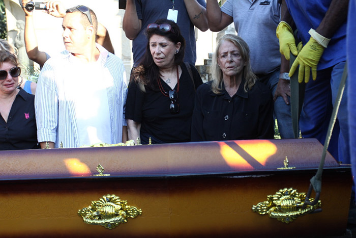 Corpo de Luiz Carlos Miele é enterrado no Rio de Janeiro 