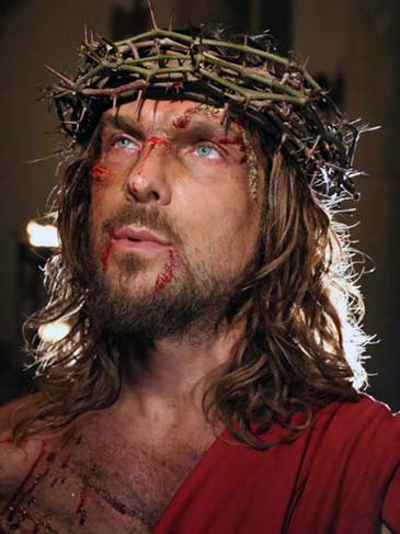 Igor Rickli já interpretou Jesus Cristo em diversas oportunidades como no musical Jesus Cristo Superstar e em diversas encenações. Neste ano, ele interpreta Jesus Cristo em Nova Jerusalém, em Recife