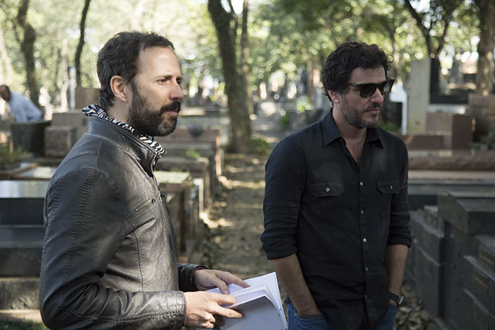 Rodrigo Lombardi grava filme em plataforma de petróleo 