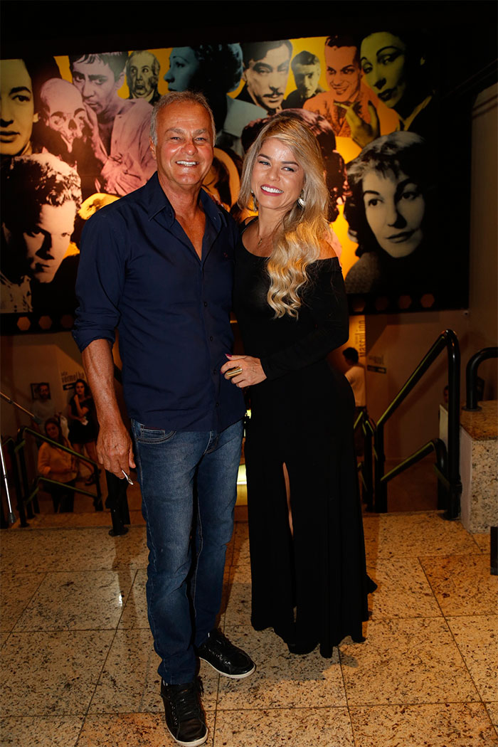 Namorada de Kadu Moliterno é traída por flashes