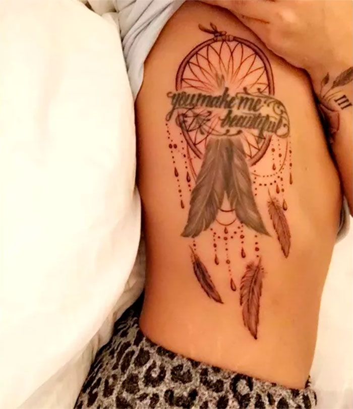  Confira as duas novas tatuagens de Demi Lovato