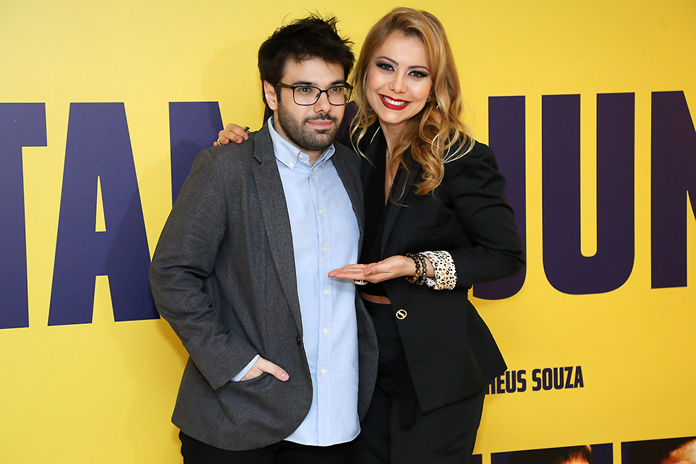 Matheus, diretor do filme, e Simone Soares