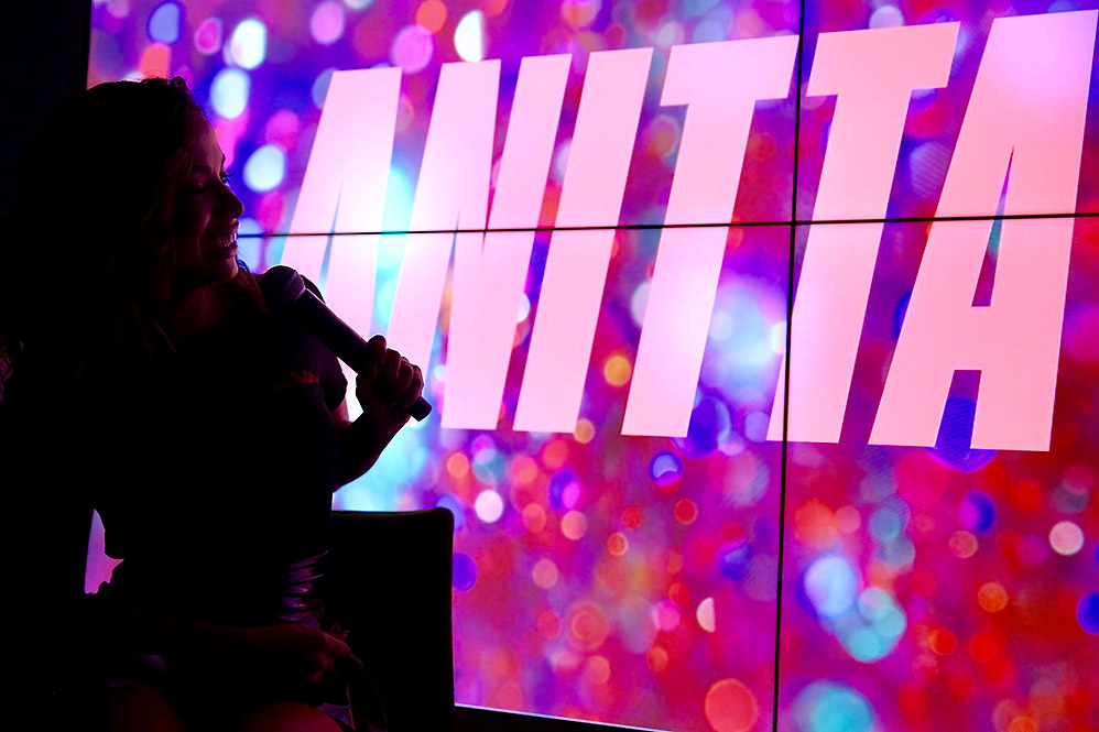 Anitta estava ansiosa com o lançamento do clipe