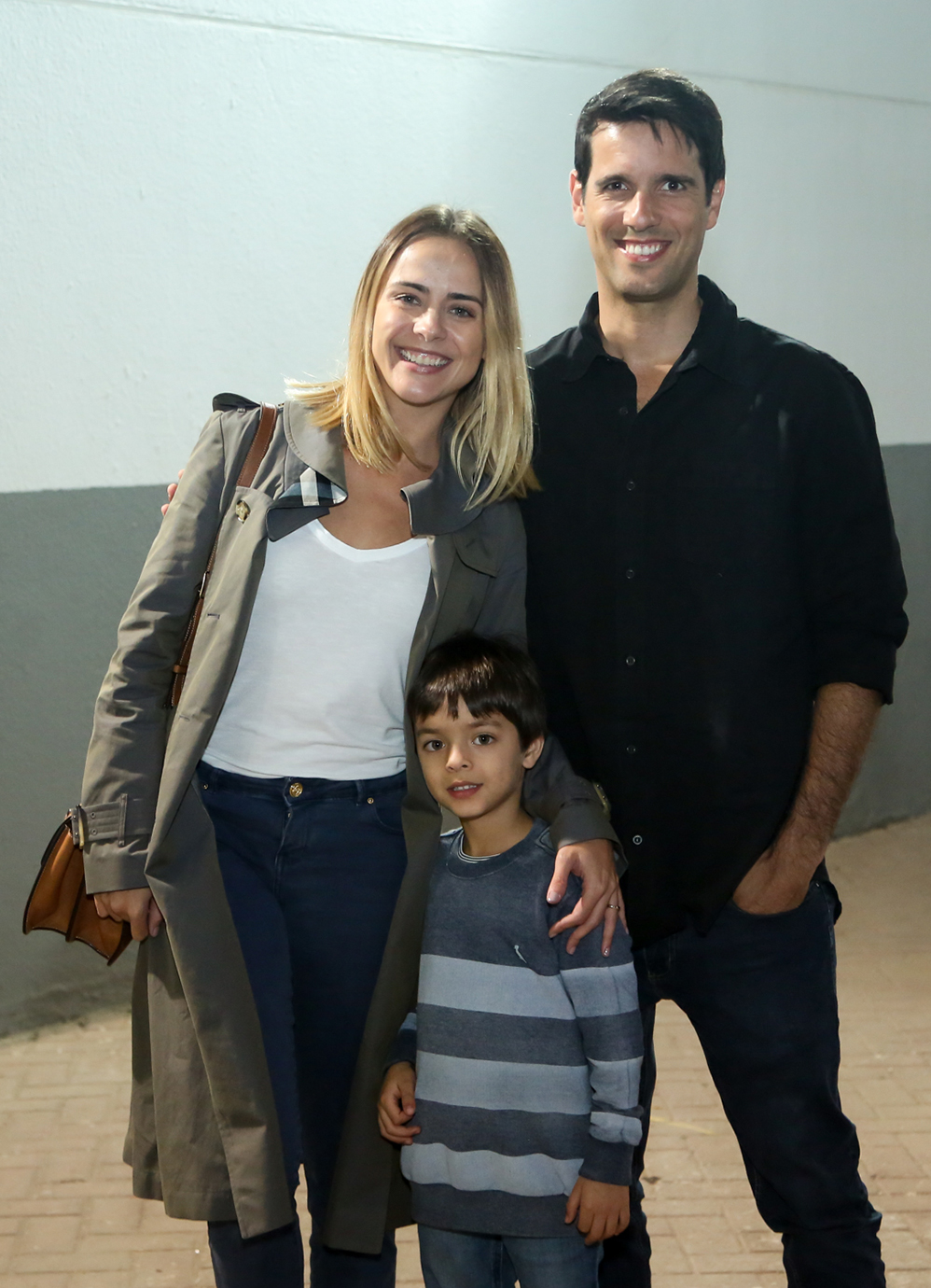 Juliana Silveira com o marido e o filho, Bento