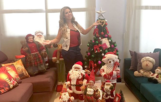 Renata Banhara celebra o Natal após problema de saúde