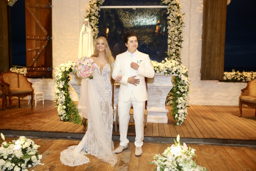 Whindersson Nunes e Luísa Sonza se casaram em São Miguel dos Milagres, em Maceió, Alagoas